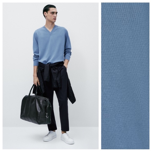 NWT. Massimo Dutti Man Blue Cotton V-Neck Sweater. Size XL.